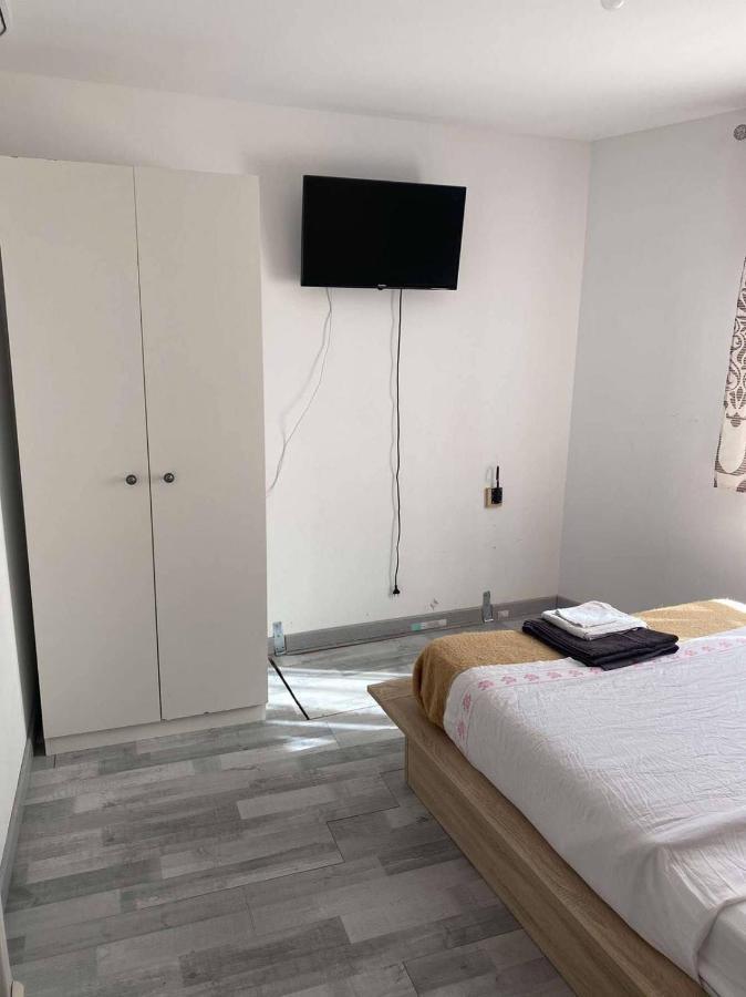 Maison Cosy Centre De Нім Екстер'єр фото